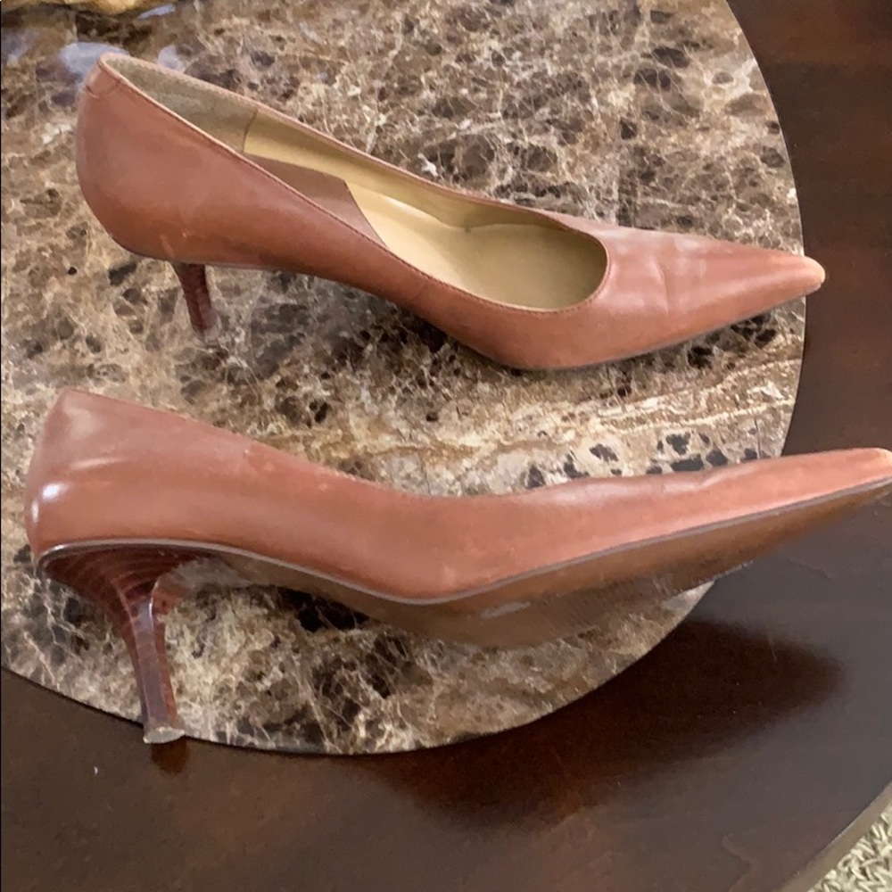 Nine West heel